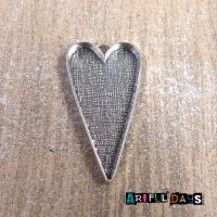 Silver Heart Bezel Frame (C051)