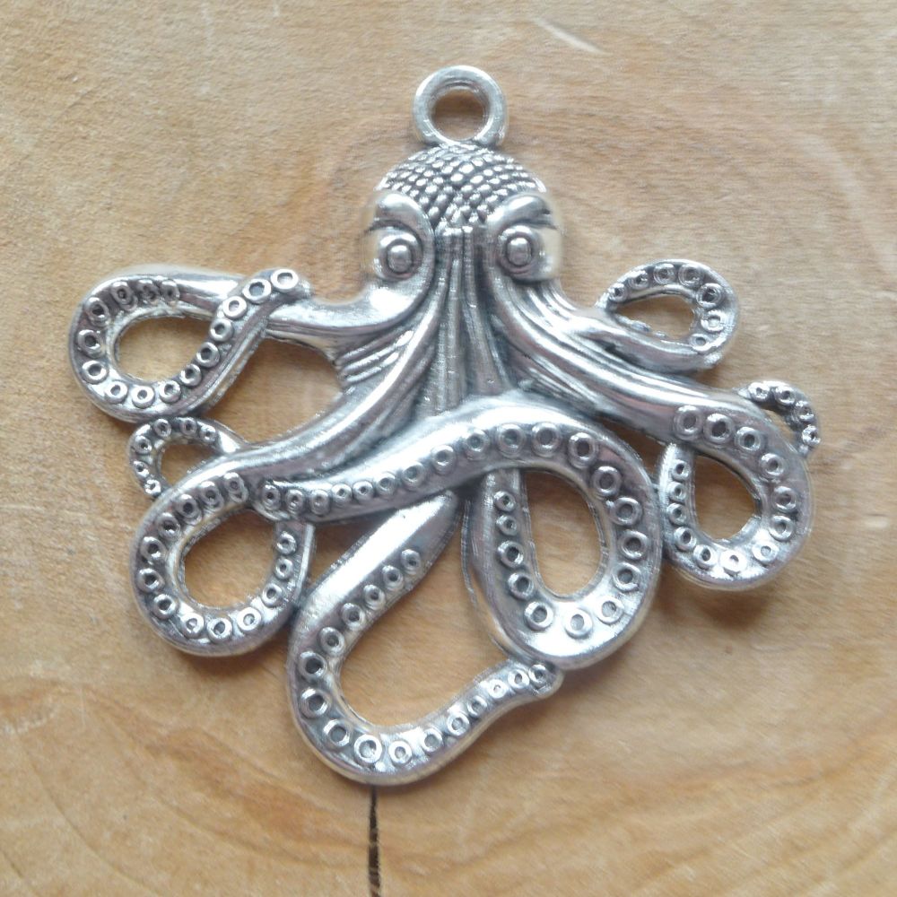 Silver Octopus Charm (C073)