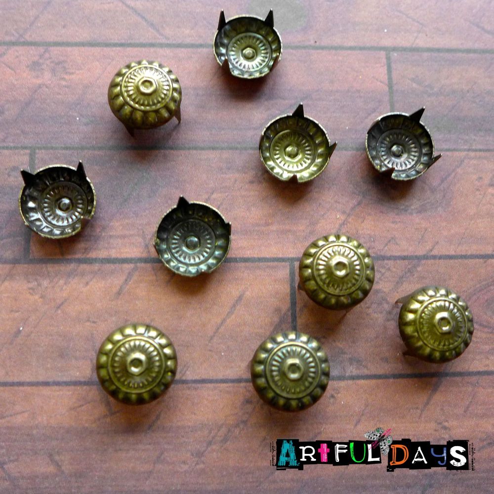 Bronze Spike Studs Pack of 10 (H2020)