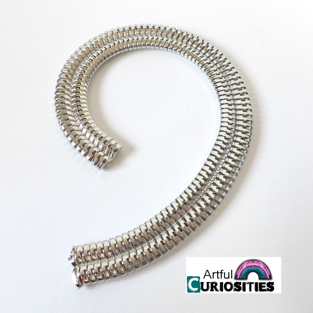 Jewellery -Chunky Silver Trim - AC039
