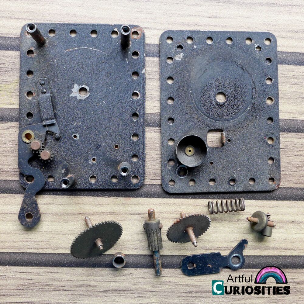 Clocks/Watches/Parts - Backing Plates & Metal Parts - AC328
