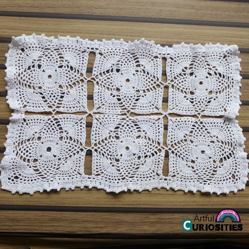 Fabric/Lace/Trim - White Oblong Crocheted Dollie  - AC338