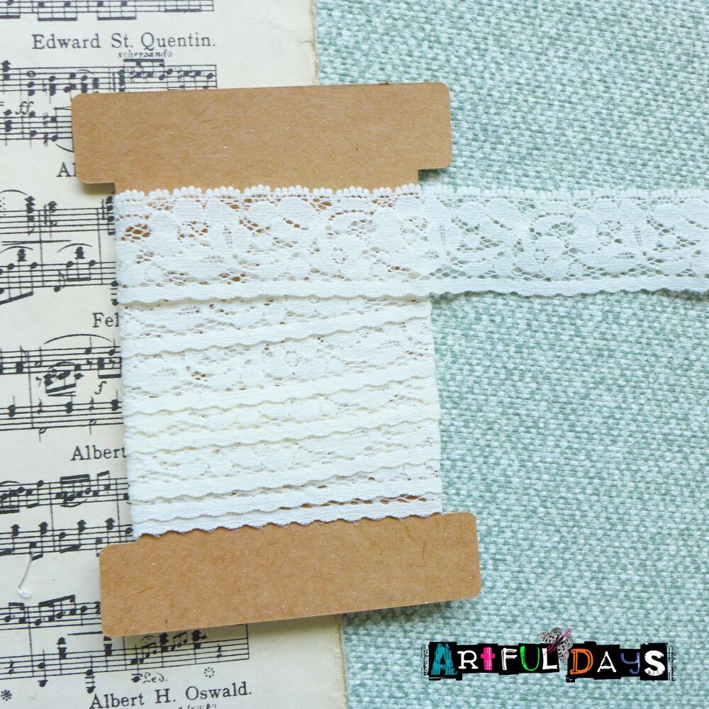 Lace Collection - 1m Cream Leaver Lace - 0220L