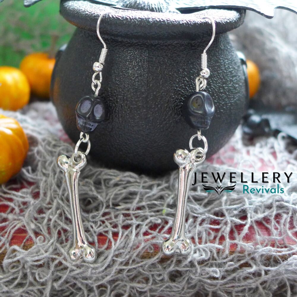 Spooktober - Silver Tone Black Skull & Bone Earrings (JE009)