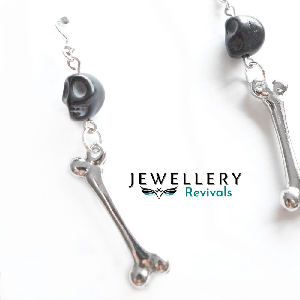 Spooktober - Silver Tone Black Skull & Bone Earrings (JE009)