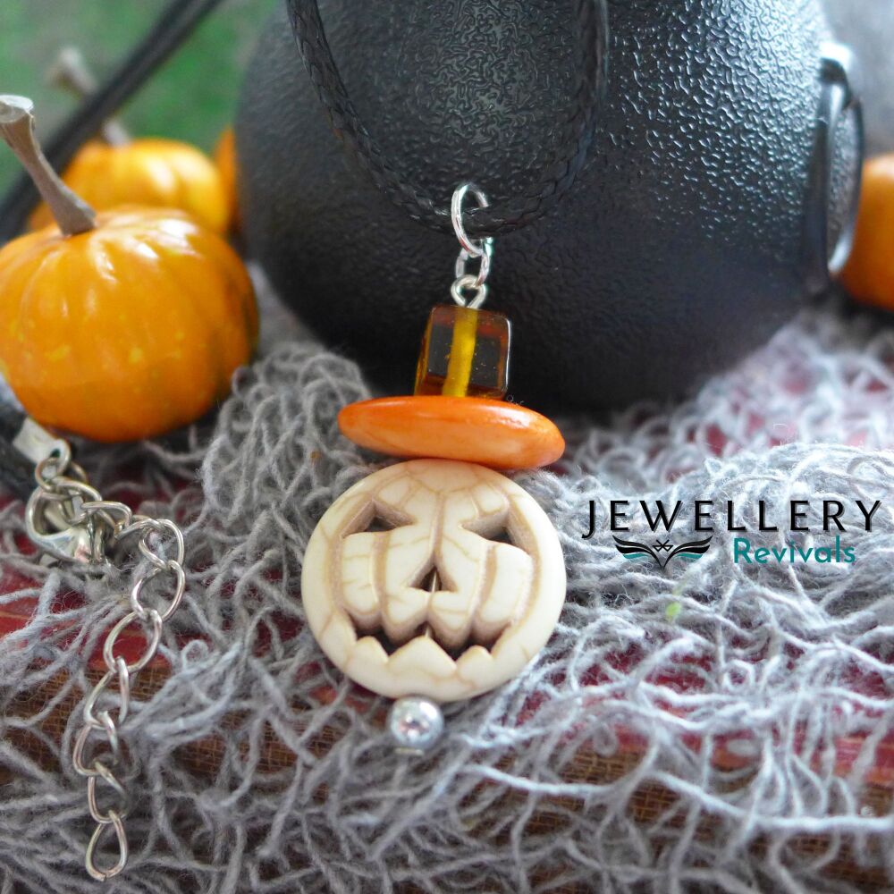 Spooktober - Cute Top Hat Pumpkin Necklace (JE013)