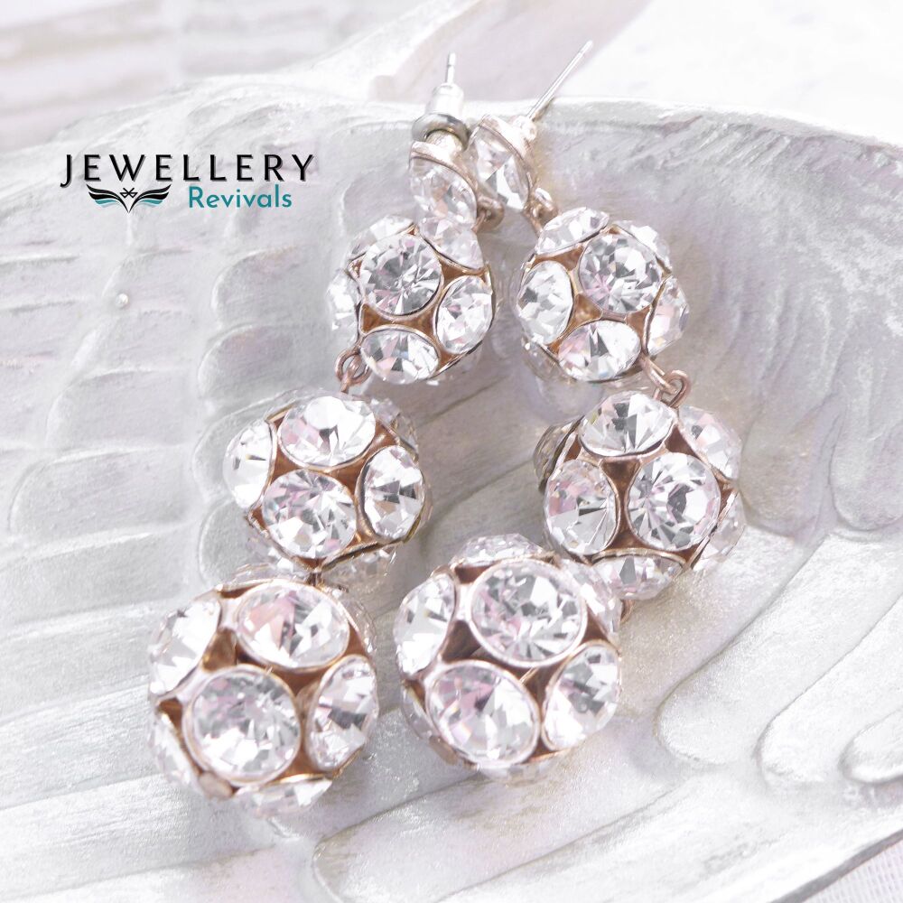 Gold Tone Triple Ball Earrings (JE037)