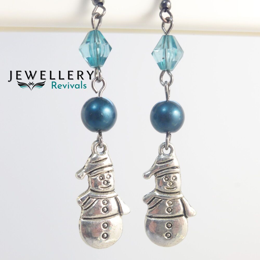 Silver Tone Snowmen Dangle Earrings (JE040)