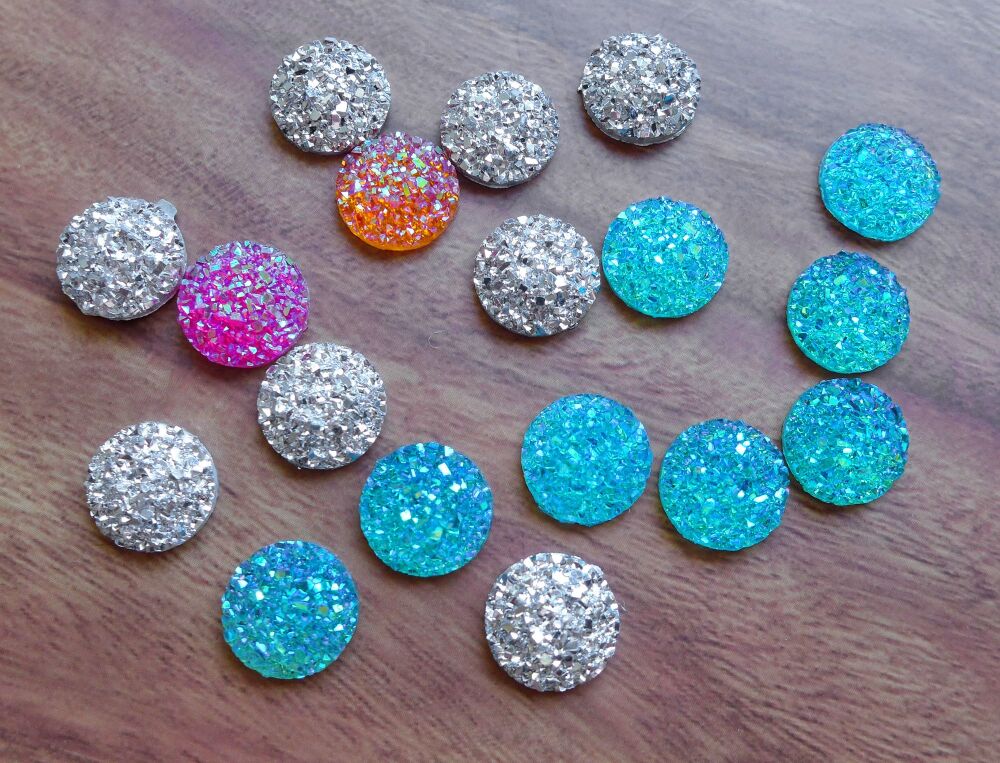 Silver & Blue Sparkly Gems 12mm, 18pcs