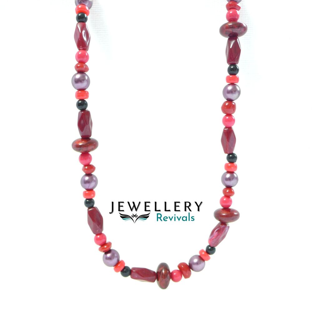Mixed Red Tone Beaded Necklace (JE057)