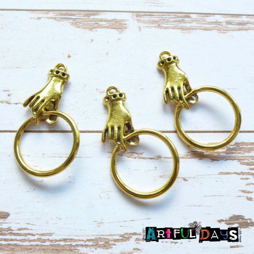 Gold Tone Hand Loop Charms, 3pcs (C025)
