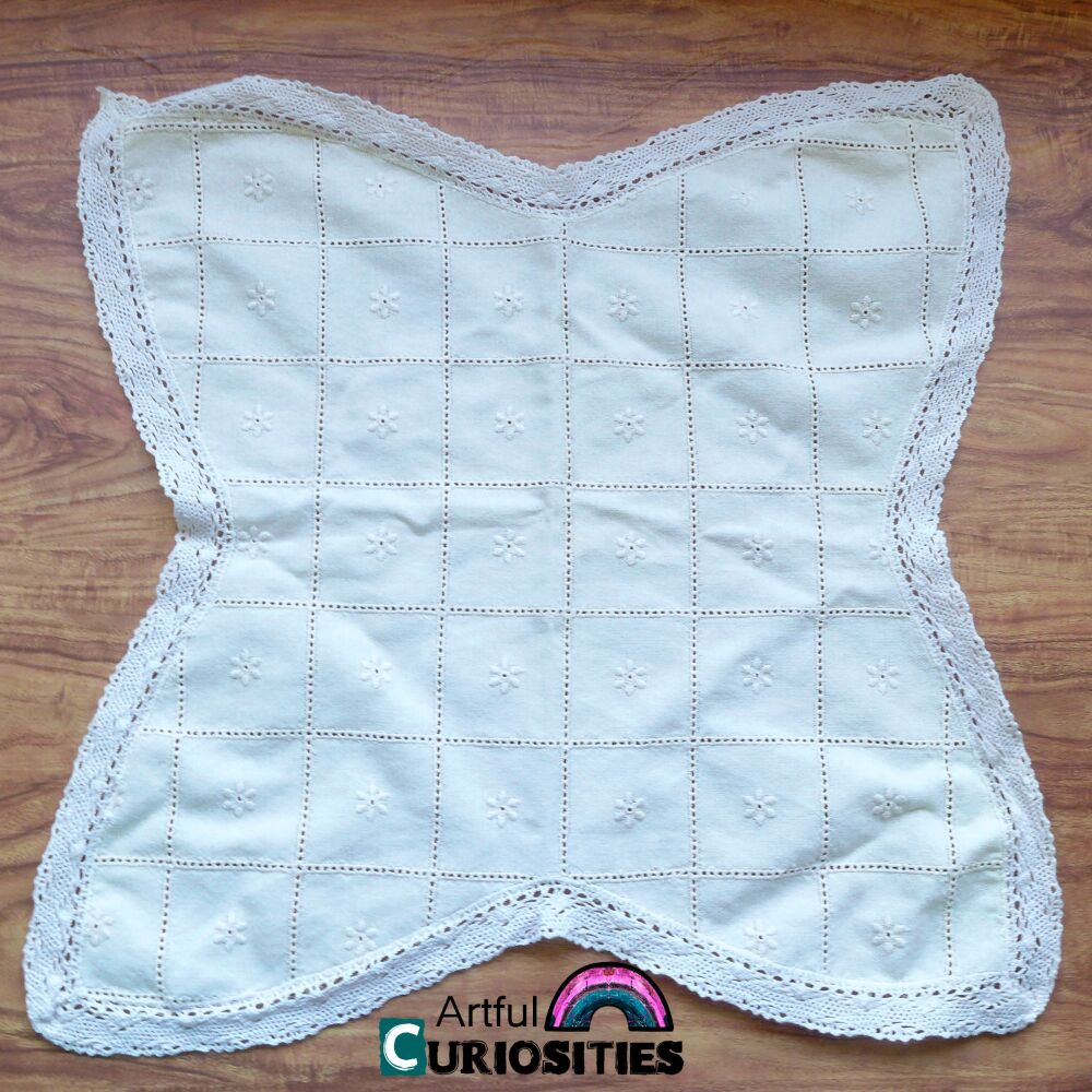 Fabric/Lace/Trim - Cream Cotton & Lace Dollie  - AC430