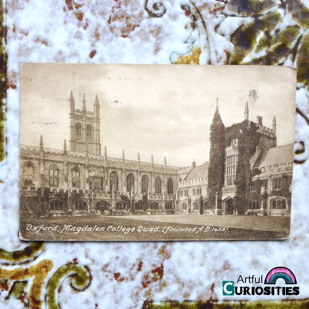 Postcard Single -Vintage Oxford College Posted 1935 - AC450