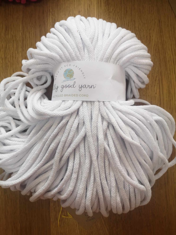 recycled braided cord by Jolly Good Yarn - Sanford white