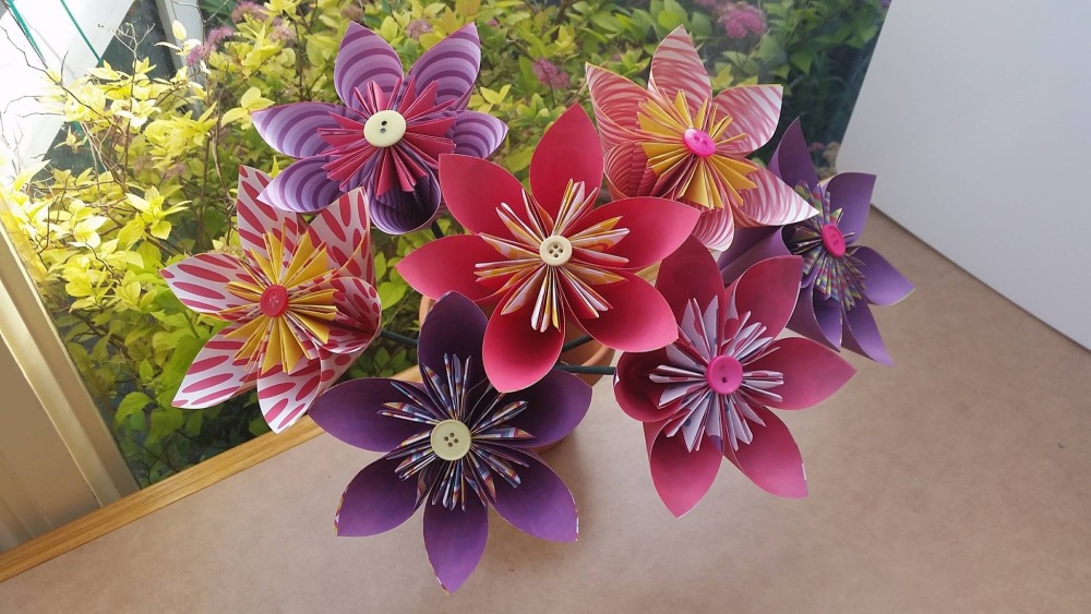 origami kusudama flowers Tuesday 8th September 6pm - 8pm