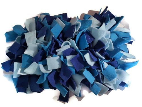 Shades of Blue Mini Fleecy Forage Treat Mat