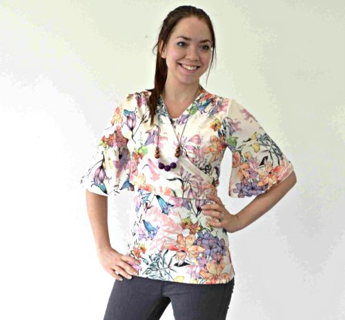 Breastfeeding Tops - Kimono breastfeeding top in cream florals