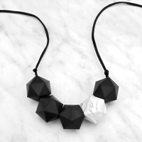 <!--100--> Bella Teething Necklace in Northern Star