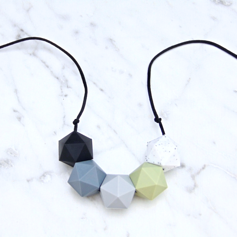 Bella Teething Necklace in Neutral Green