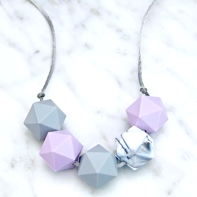 Bella Teething Necklace in Lavender