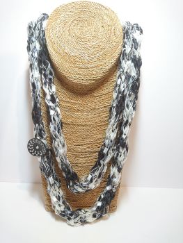 Finger knitted necklace scarf