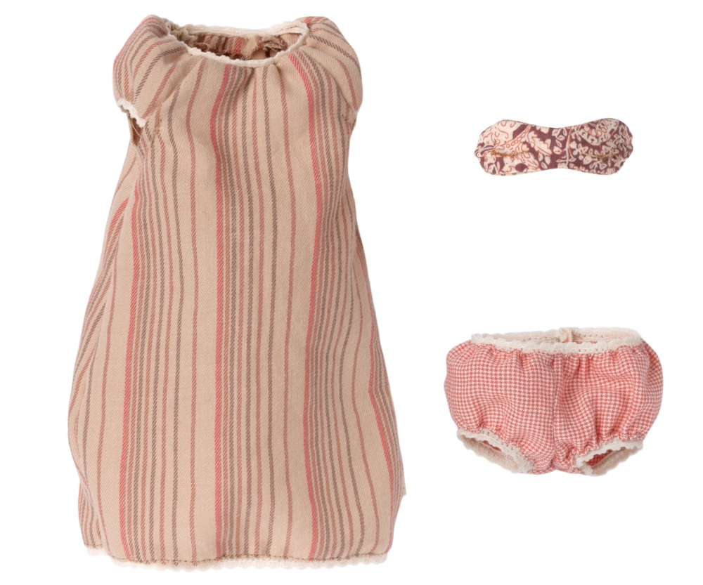 Maileg Mouse - Medium Girl in Nightgown