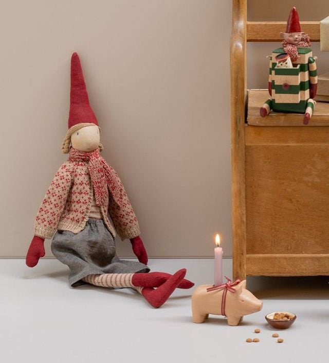 Maileg Small Wooden Pig Candle Holder - Rose ARRIVING 5TH NOVEMBER