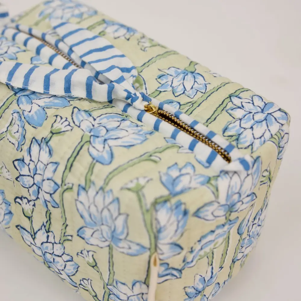 Organic Cotton Toiletry Bag Lotus - Medium