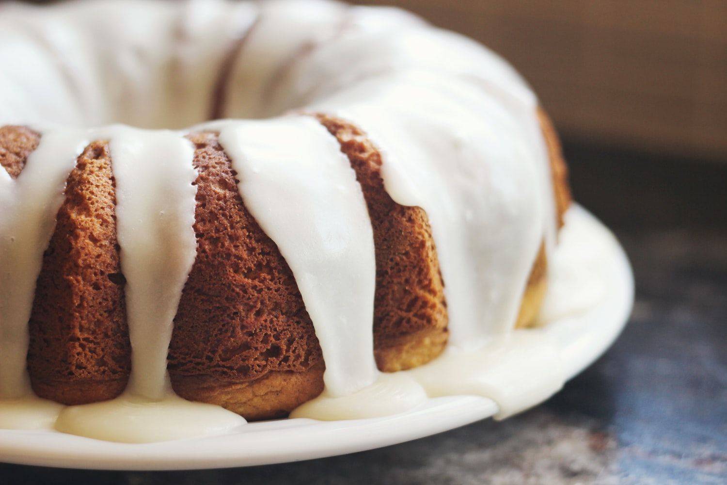 Ginger cake with icing