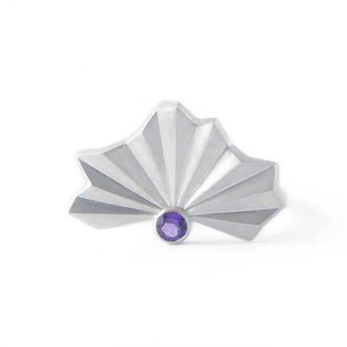 <!-- 026 -->Pleated Silver Fan Ring (with stone)