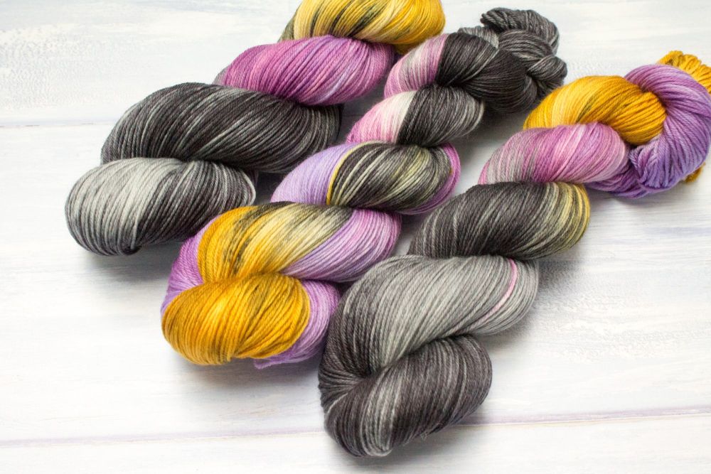 M Windu ~ Take a seat, young Skywalker ~ Dyed to Order