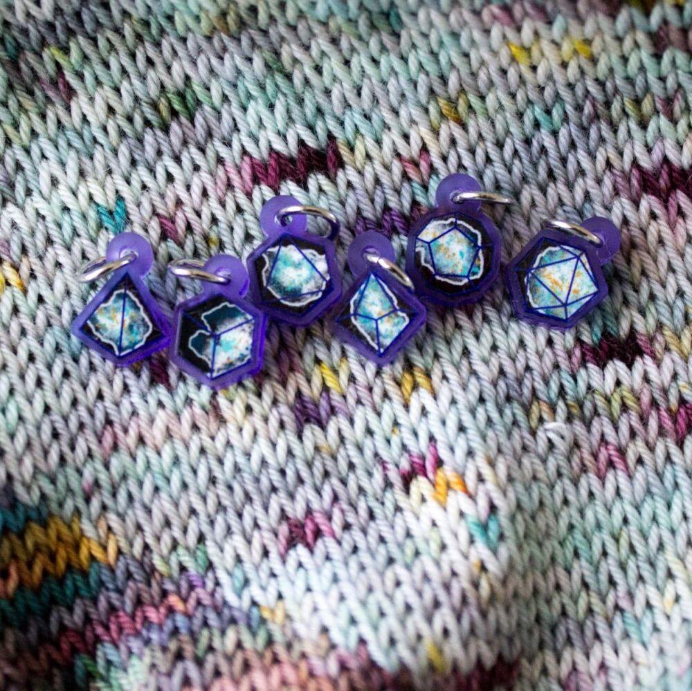 Polyhedral dice style Stitchmarkers