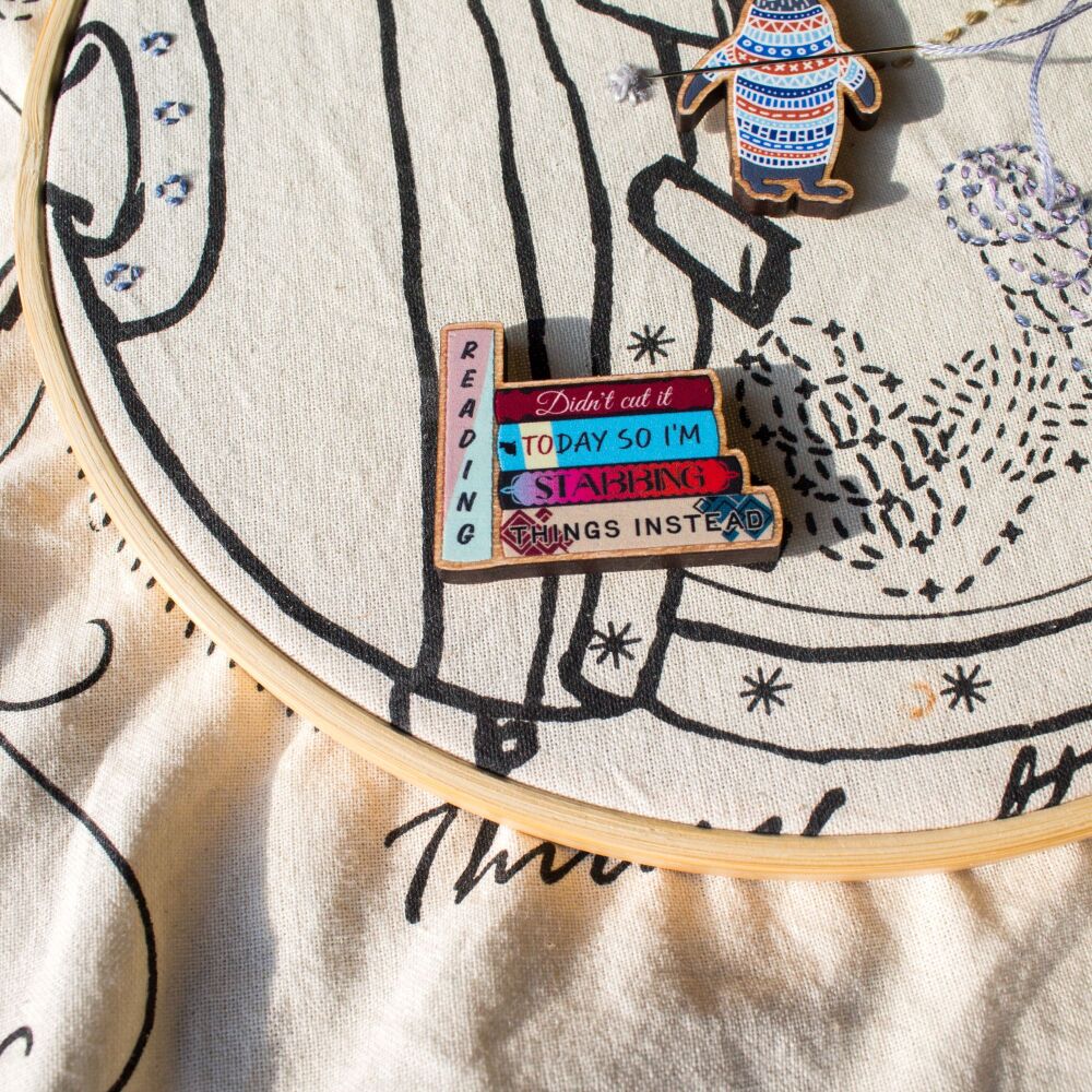Needle Minders