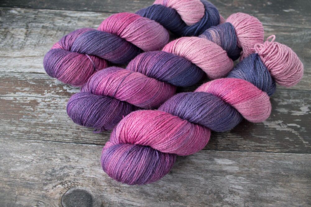 Garnet ~ Non Sw yarn
