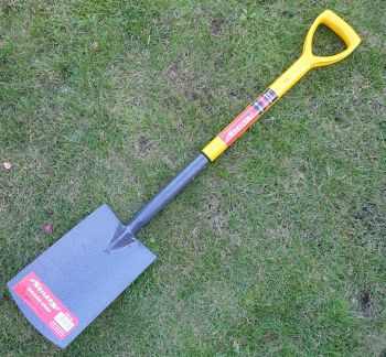 37" DIGGING SPADE (0162)