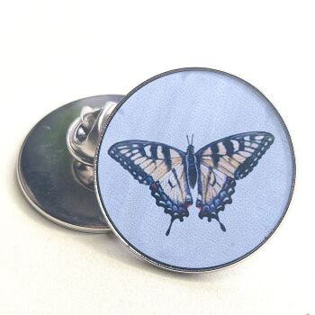 BUTTERFLY PIN BADGE