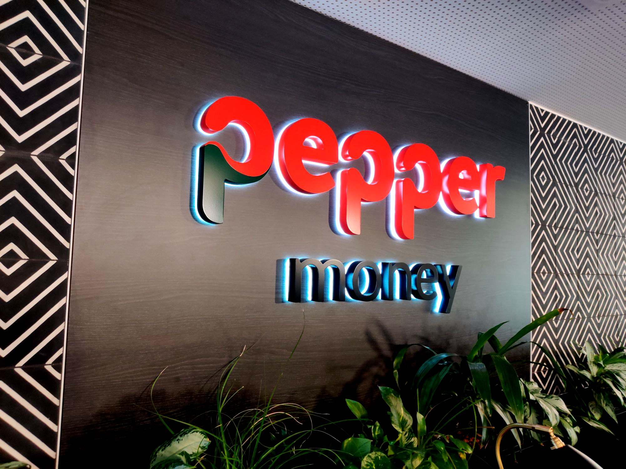 Pepper Money Illuminated Sign