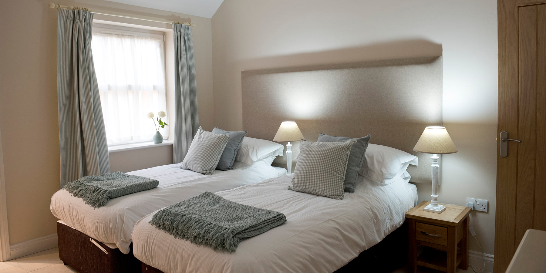 3-Sebright-bedroom-4