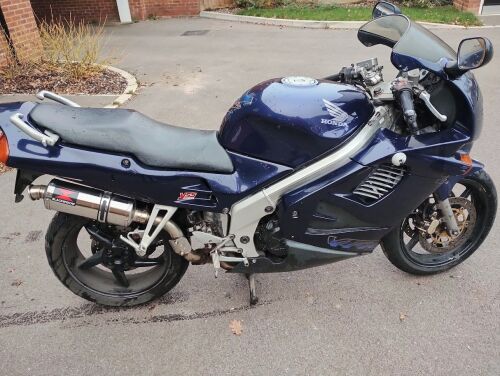 Honda VFR 750 F from 1996 for sale