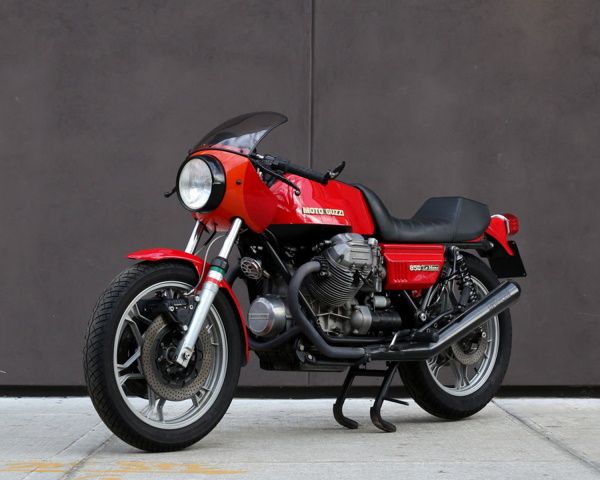 MOTOGUZZI850LEMANS1-L-front