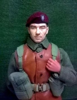 Banjoman 1:6 Scale Custom Made Beret - S.A.S. Maroon With Patch