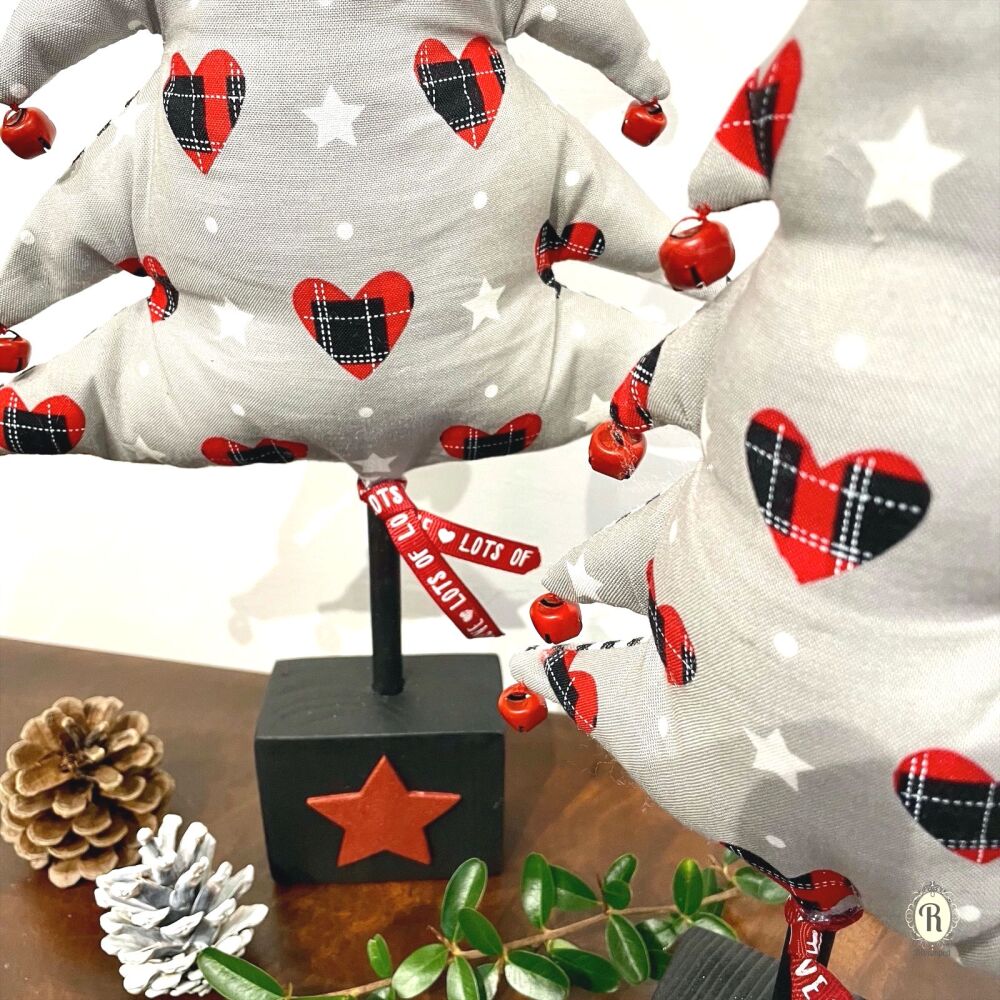 Fabric Christmas Trees - Chequered Hearts