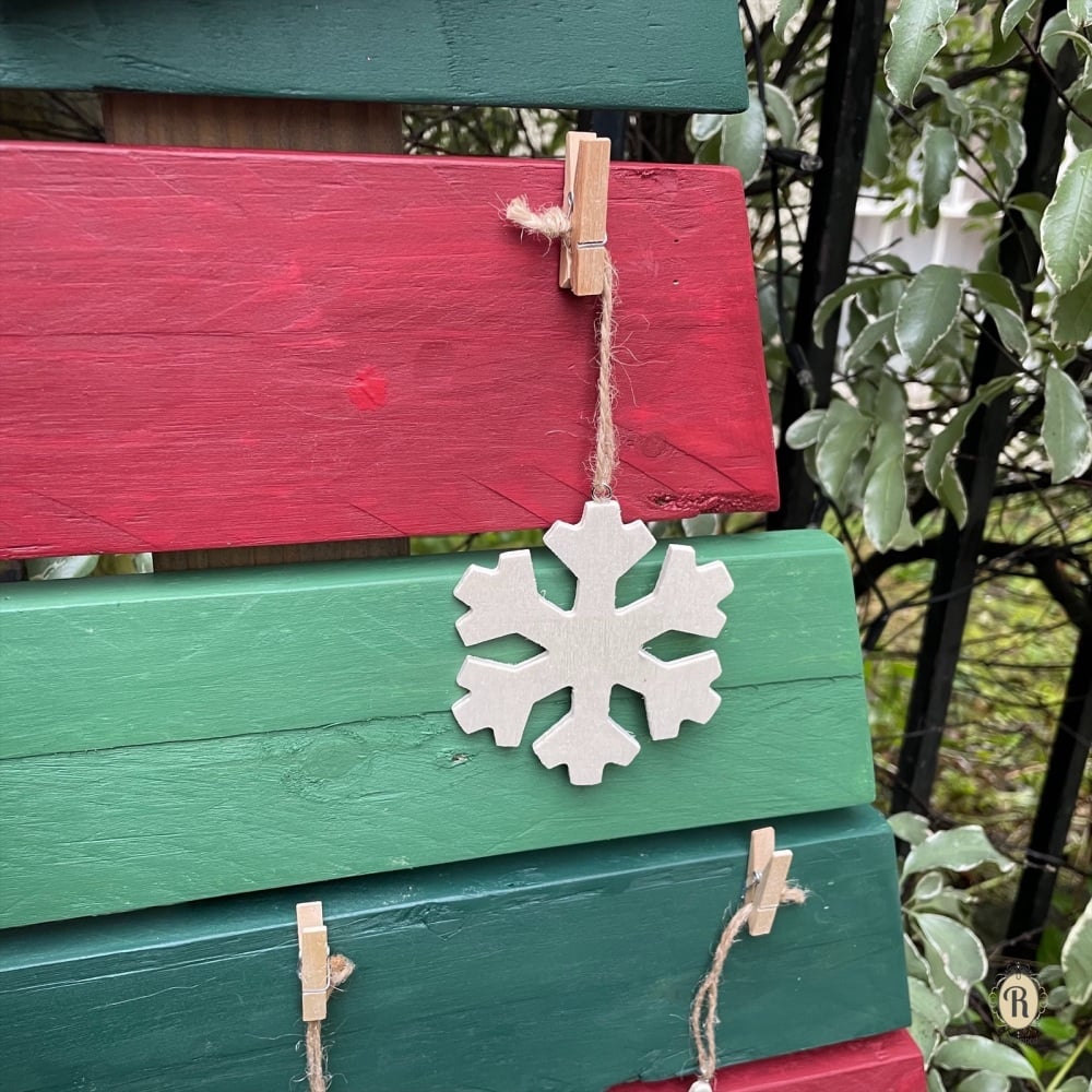 Christmas Pallet Tree - Peg Tree