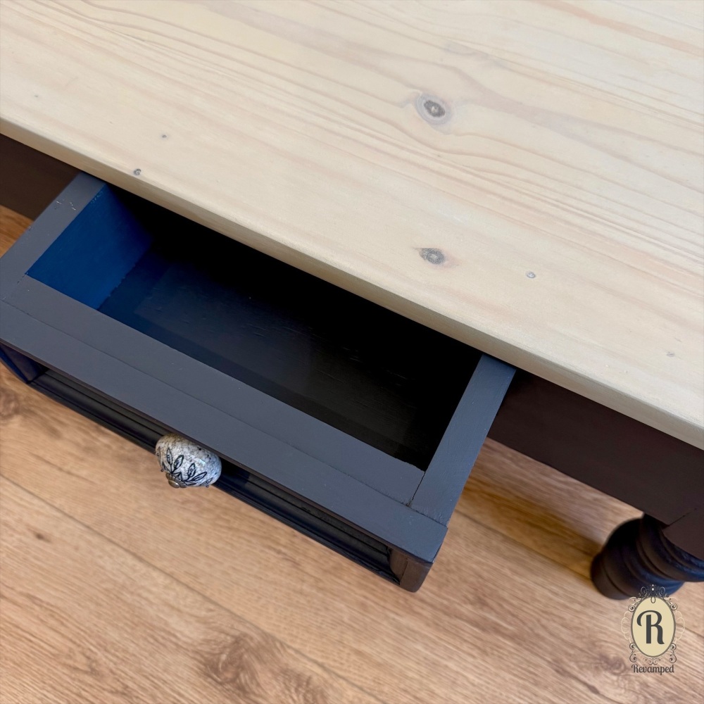 Occasional/Side Table