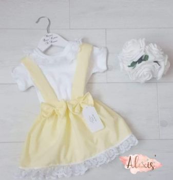 Thea-Rose pinny set in lemon