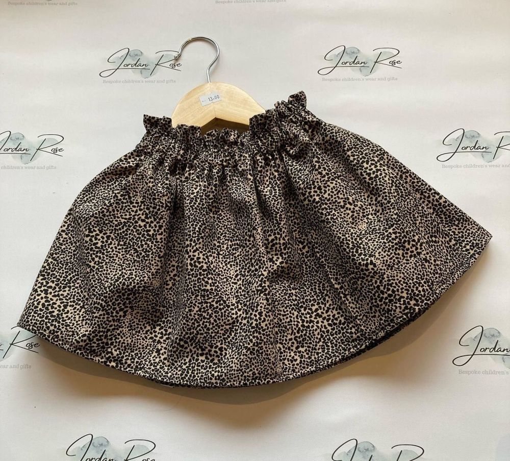 Animal print high waisted skirt