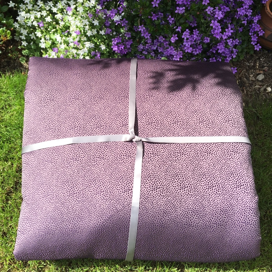 Bed throws 