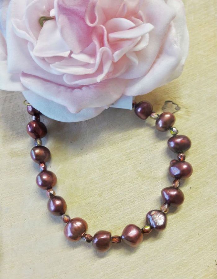 Freshwater Pearls Rustic Red colour