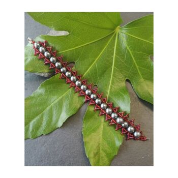 Red & Gunmetal Beadwork Bracelet Kit