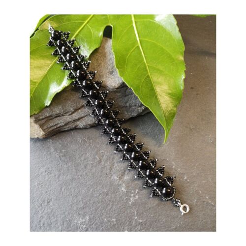 Black and gunmetal Beadwork Bracelet Kit